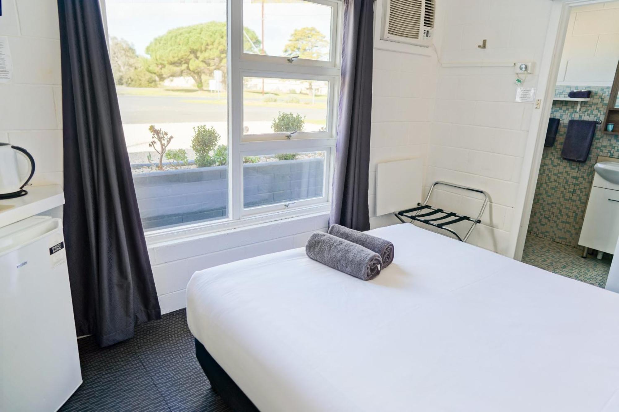 Meningie Waterfront Motel Eksteriør bilde